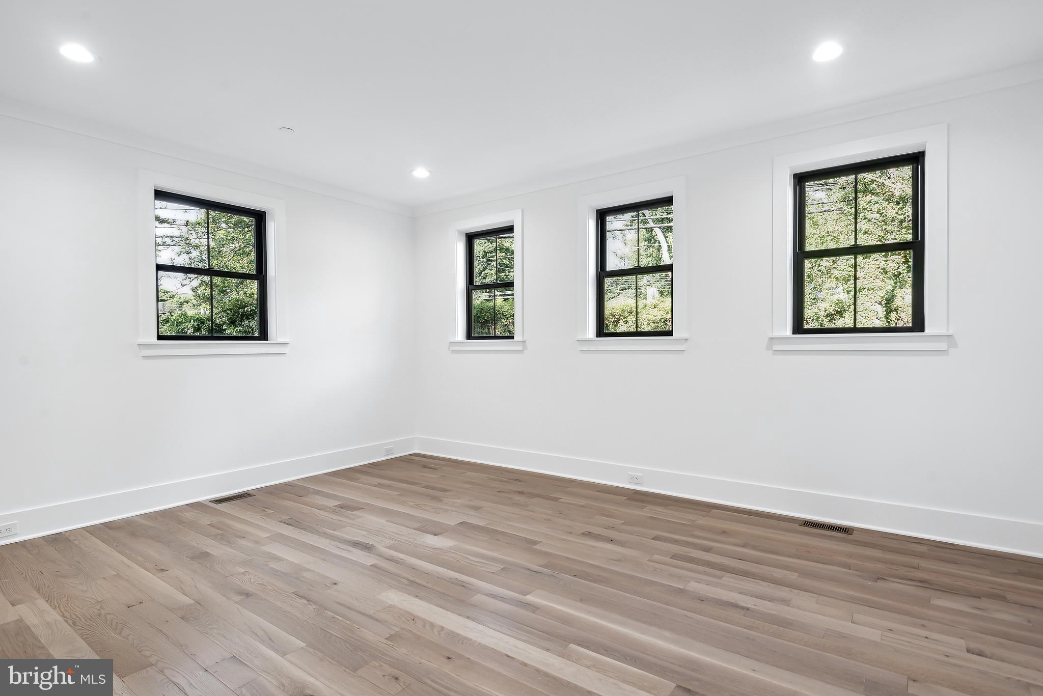 ALTA VISTA - Residential