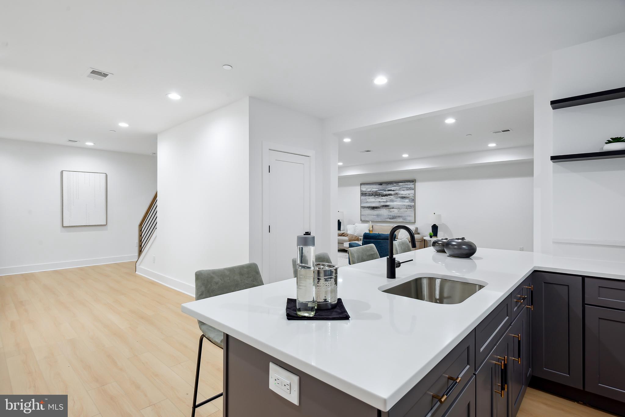 ALTA VISTA - Residential