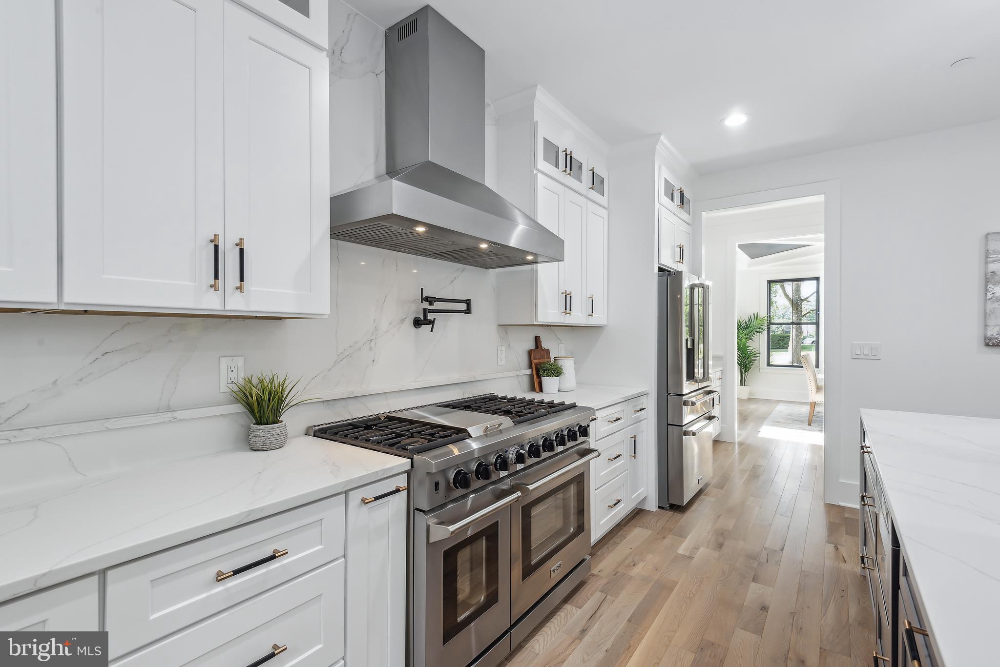 ALTA VISTA - Residential