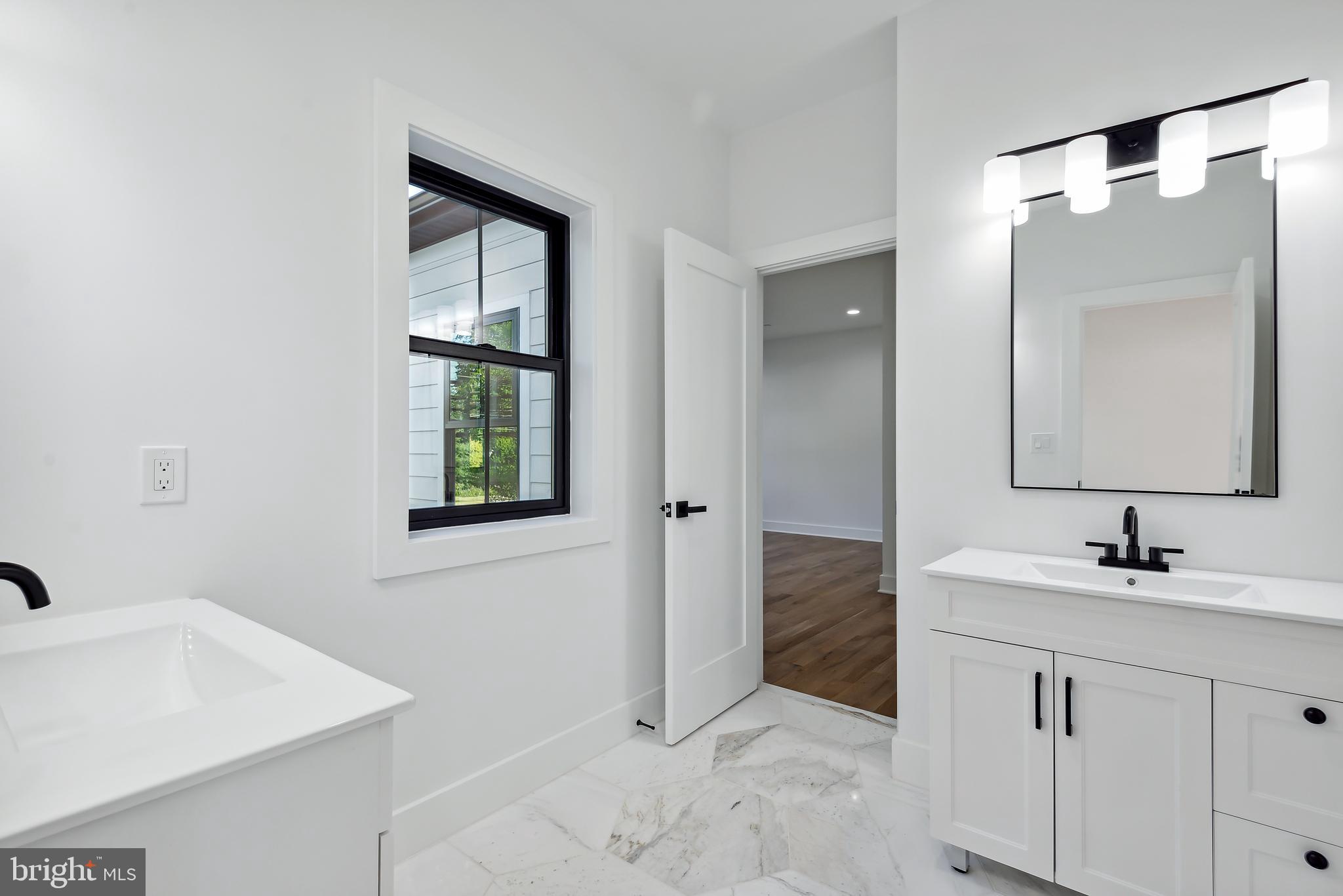 ALTA VISTA - Residential