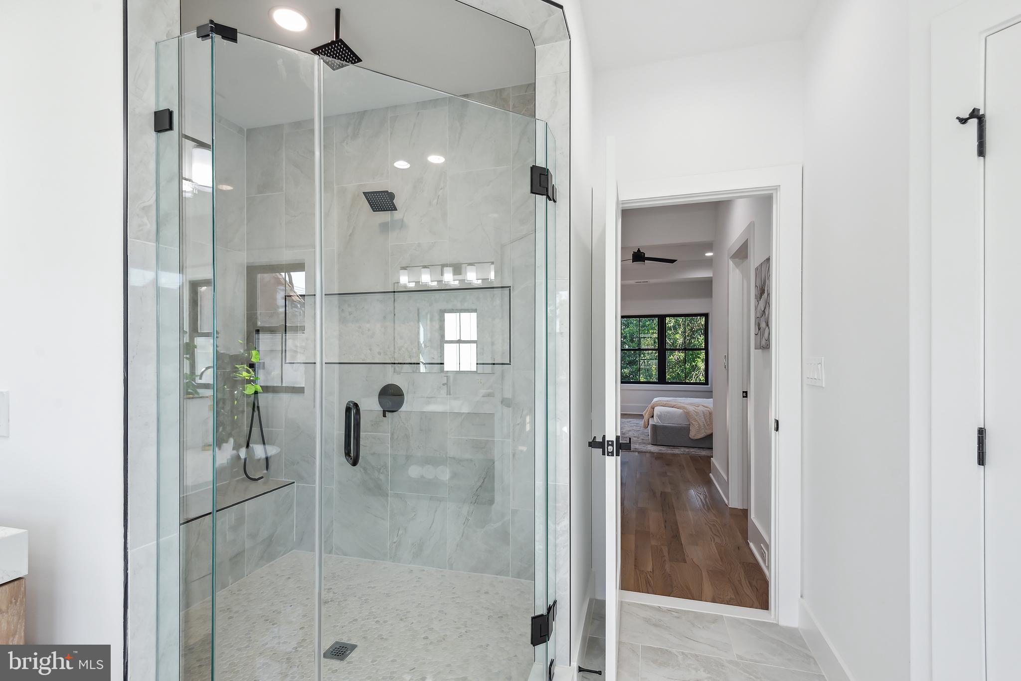 ALTA VISTA - Residential