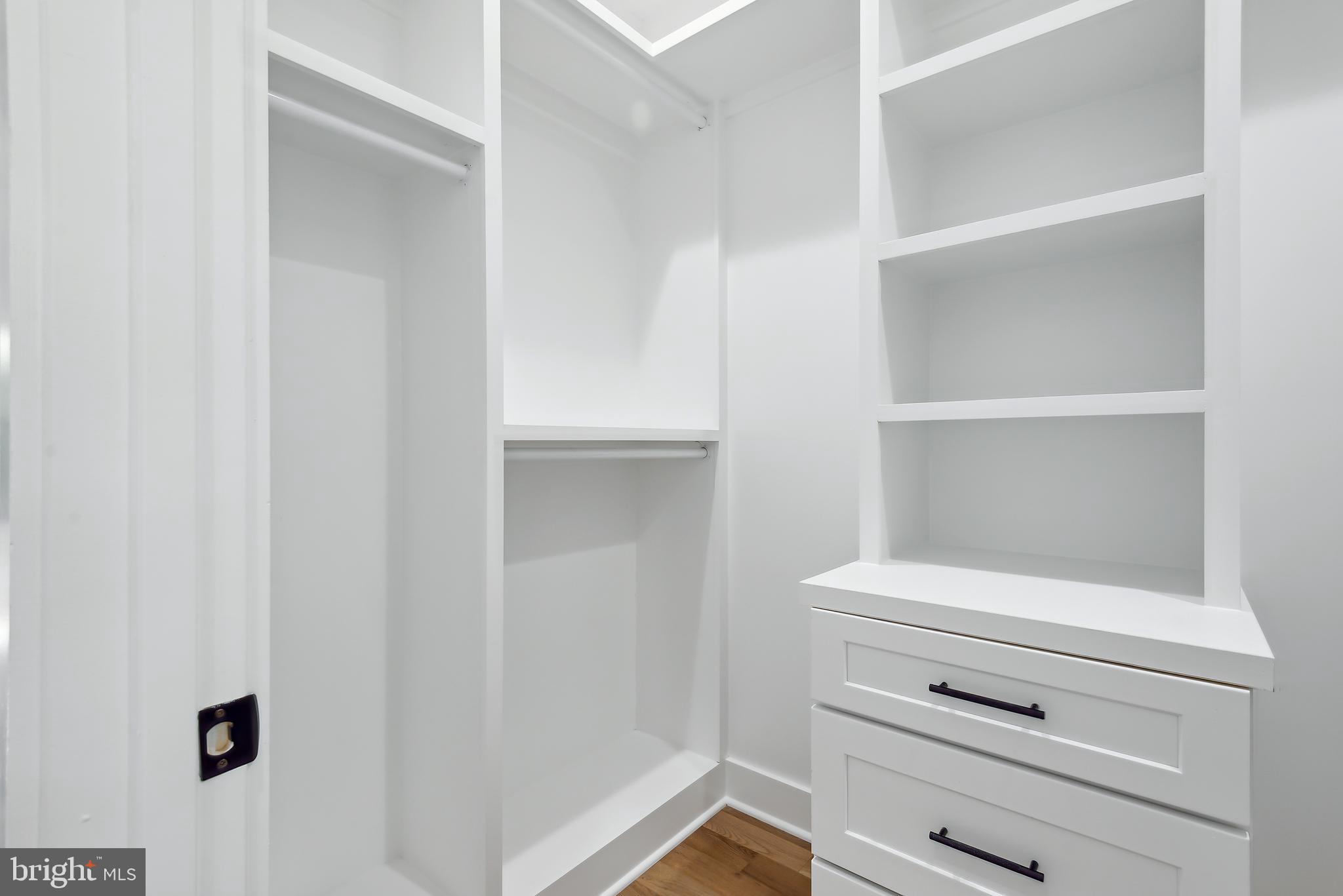 ALTA VISTA - Residential