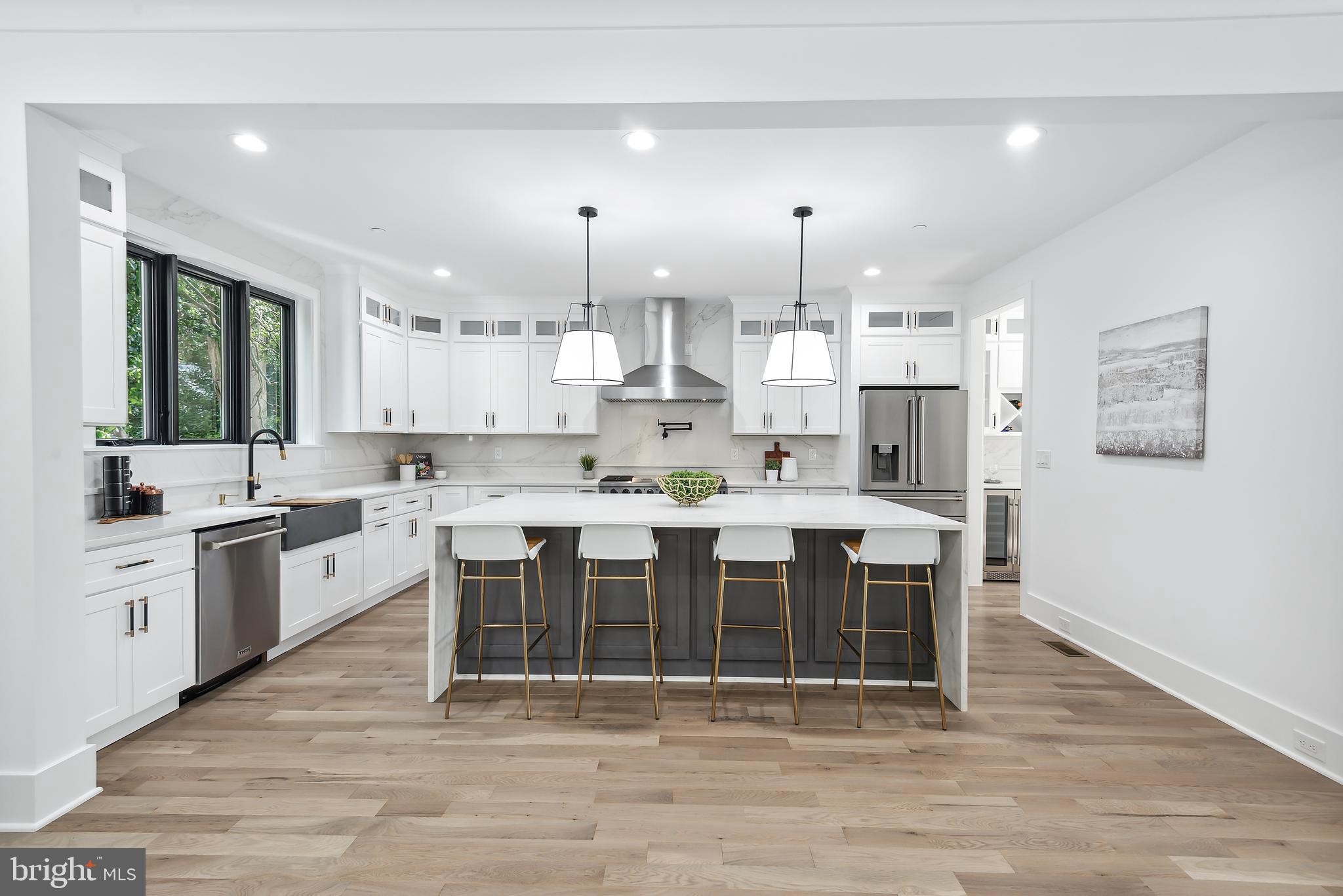 ALTA VISTA - Residential