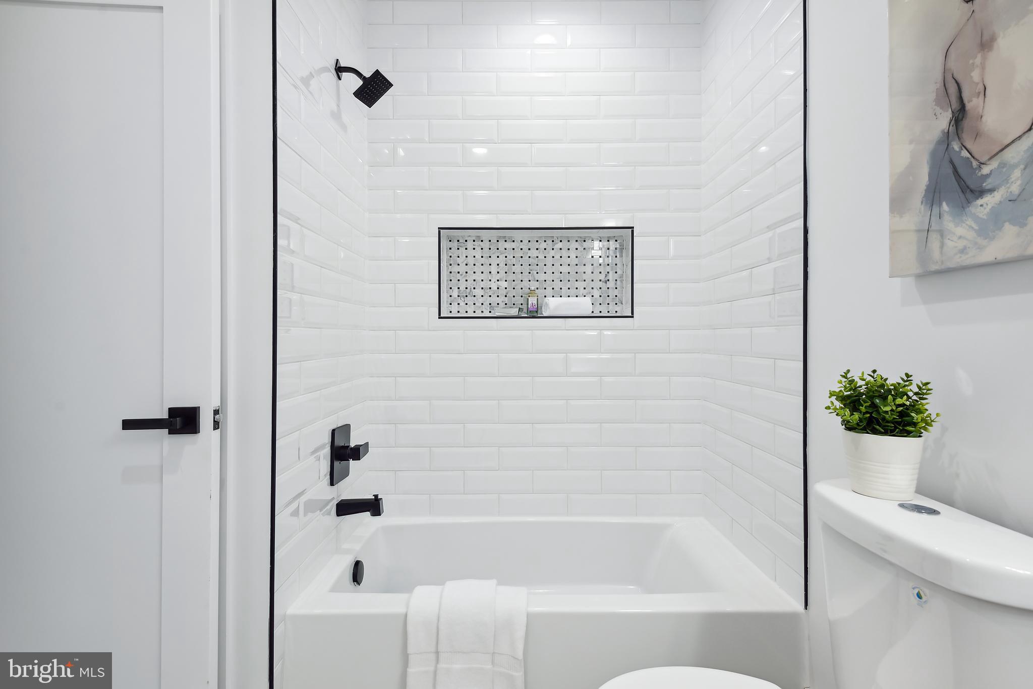 ALTA VISTA - Residential