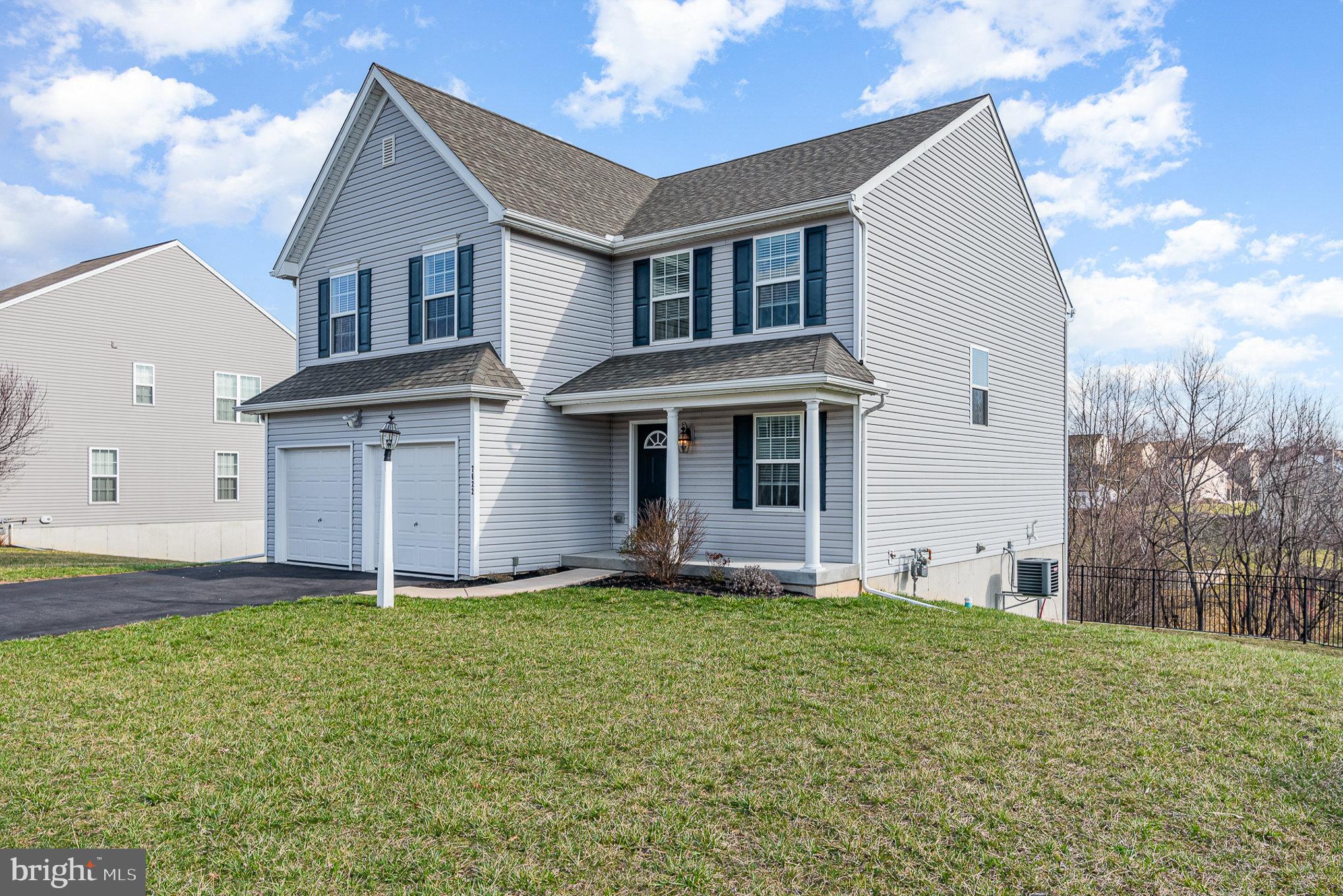 SPRING HILL - Residential