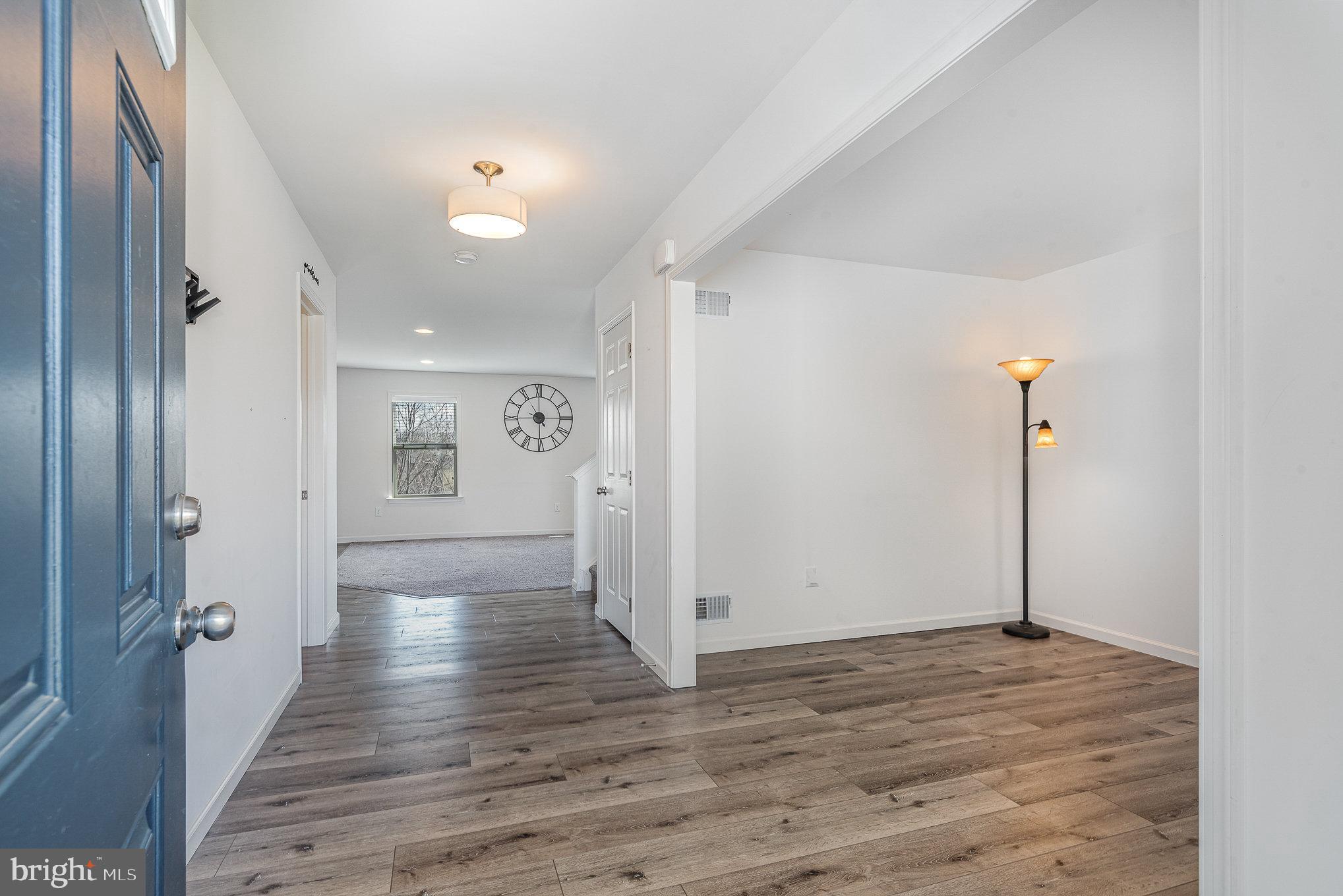 SPRING HILL - Residential