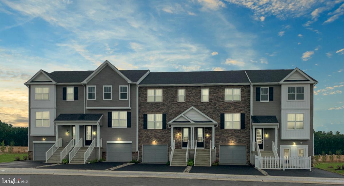 TOWNES AT SHANNON HILL - Residential Lease