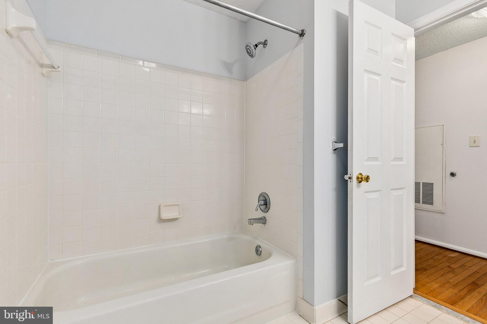 DECOVERLY - Residential