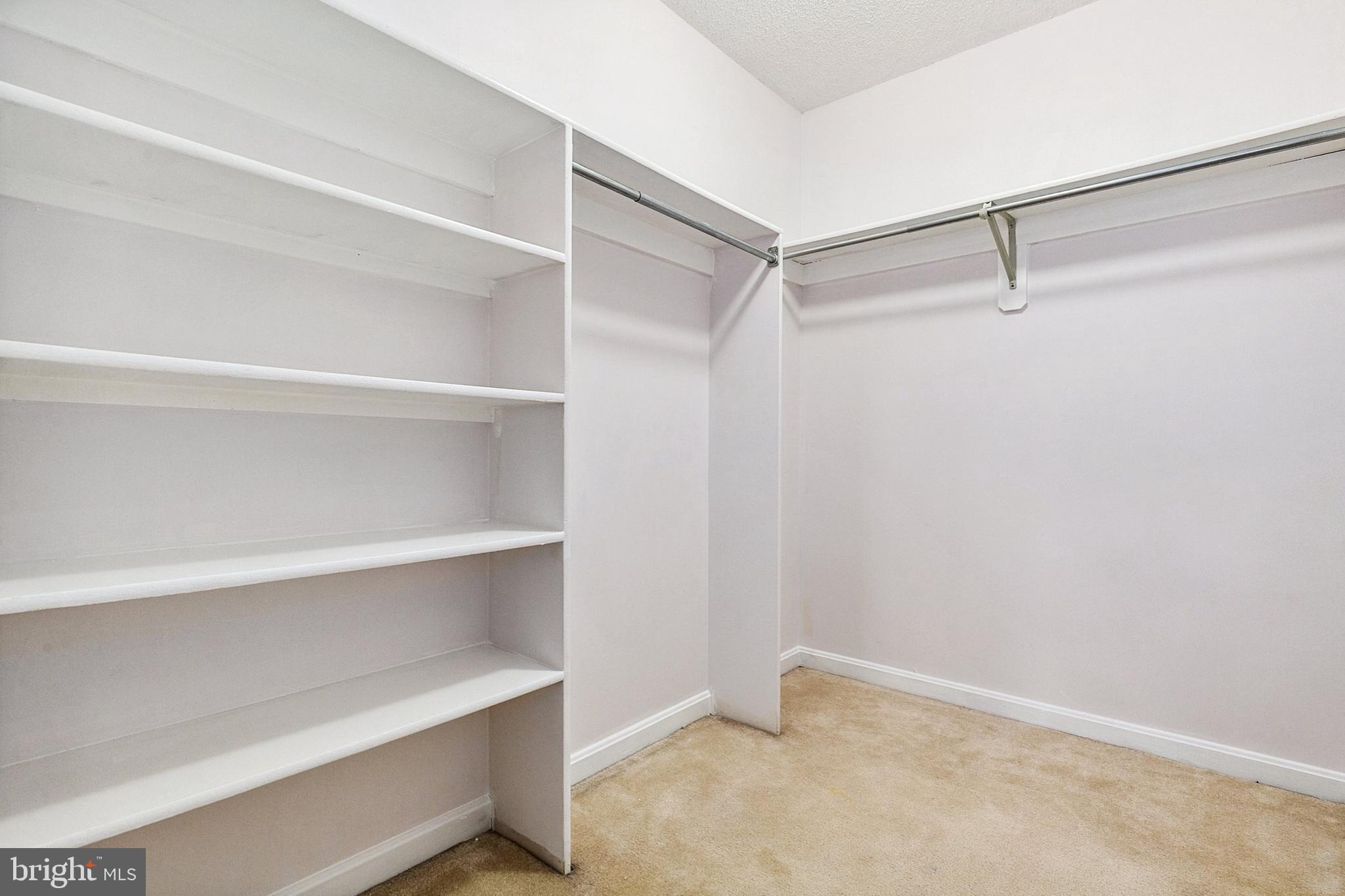 DECOVERLY - Residential