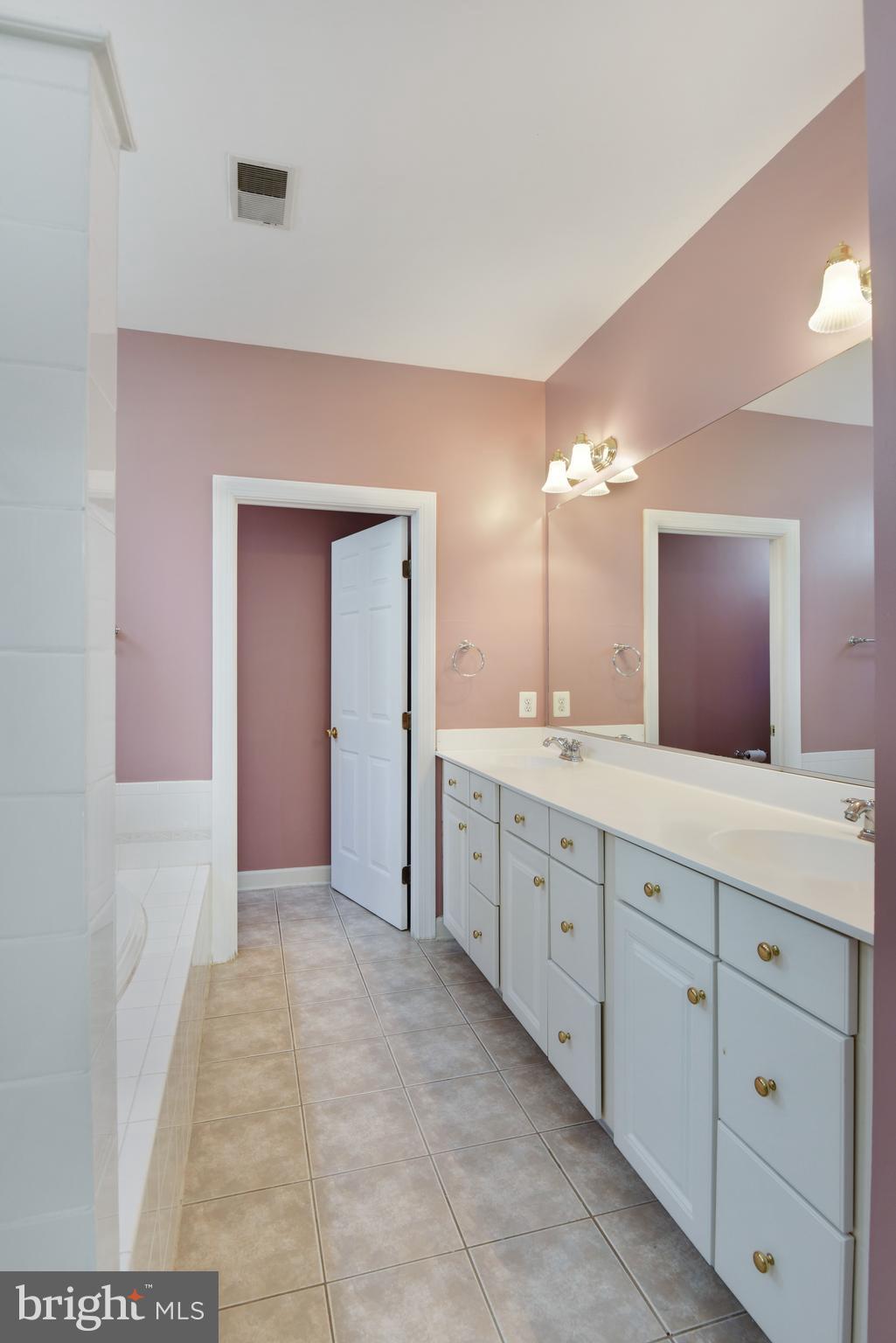 GLENKIRK ESTATES - Residential