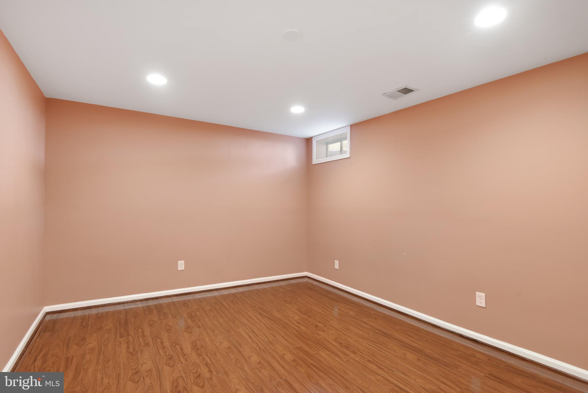 GLENKIRK ESTATES - Residential