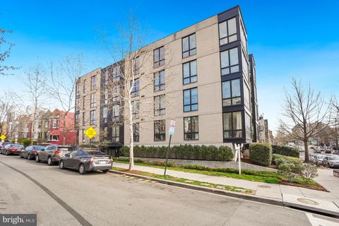 Photo of 1380 Quincy Street NW #5-C, WASHINGTON, DC 20011 (MLS # DCDC2255300)