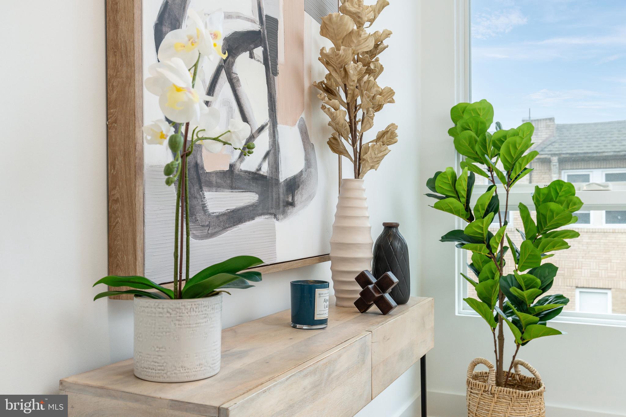 BELLA VISTA - Residential