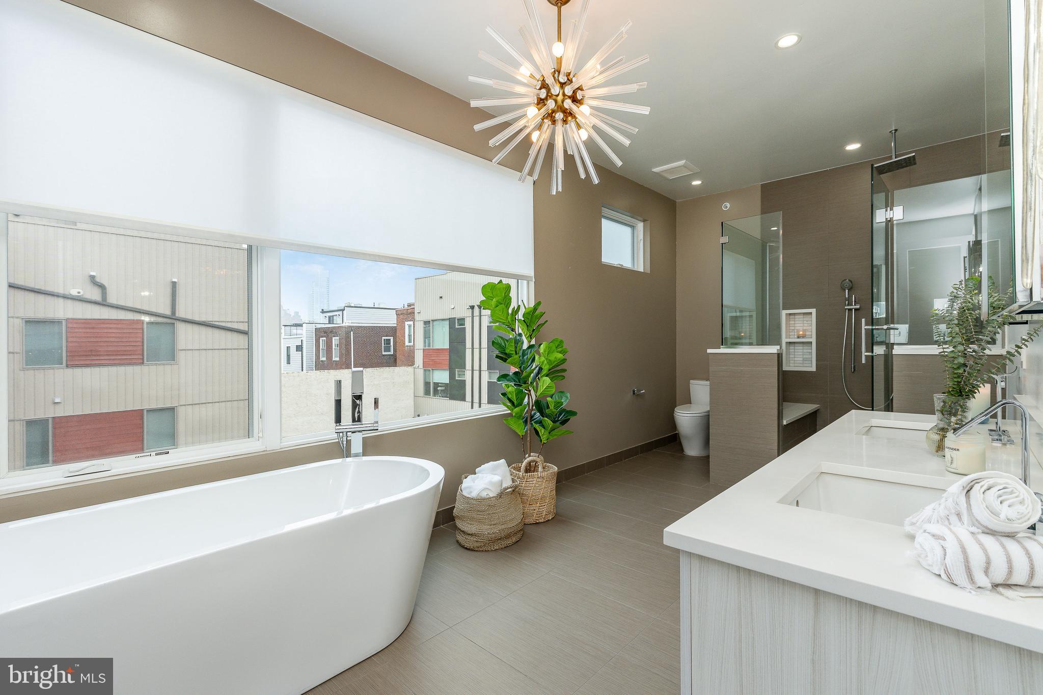 BELLA VISTA - Residential