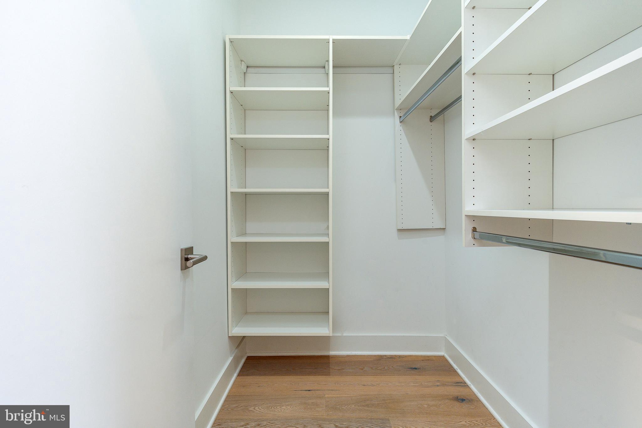 BELLA VISTA - Residential