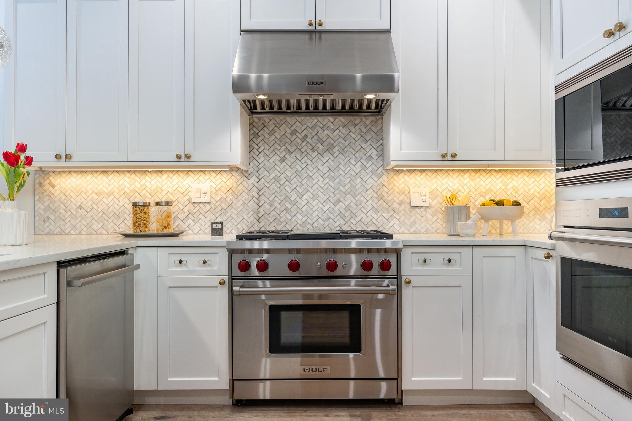 BELLA VISTA - Residential