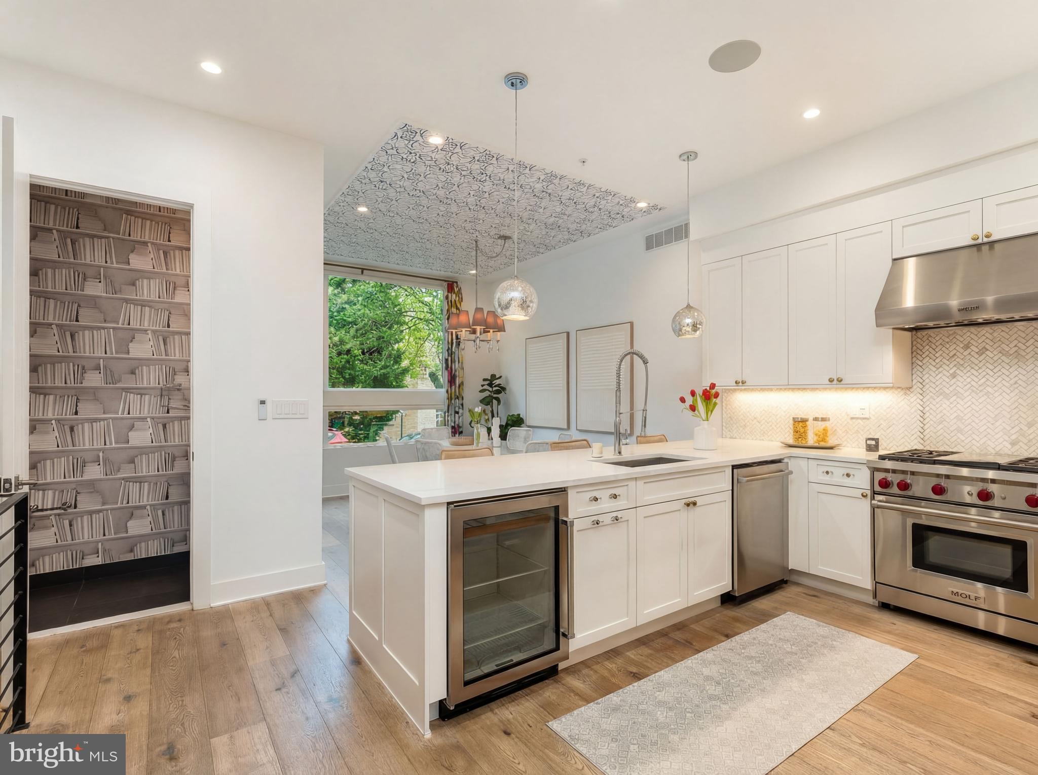 BELLA VISTA - Residential