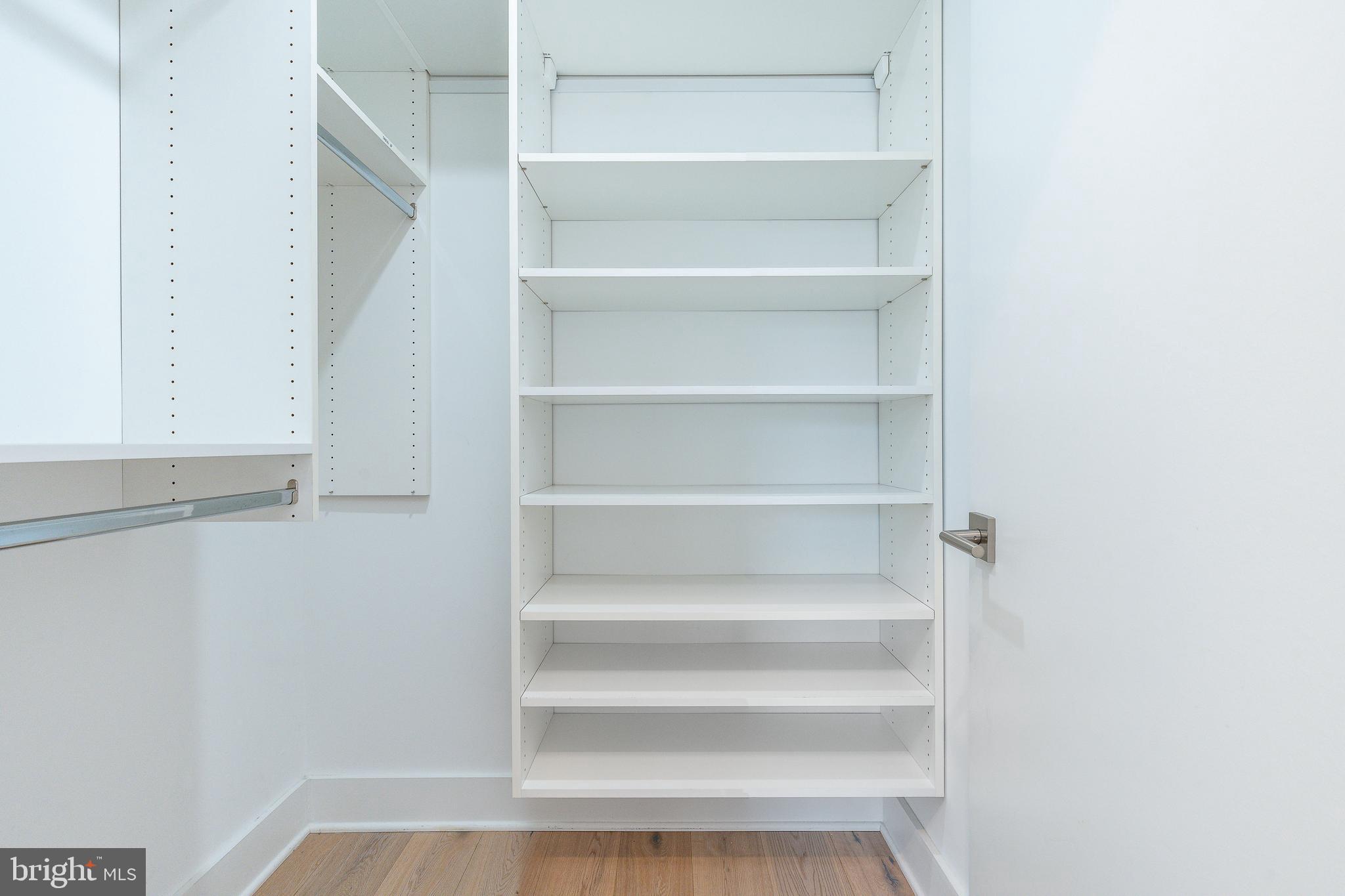 BELLA VISTA - Residential