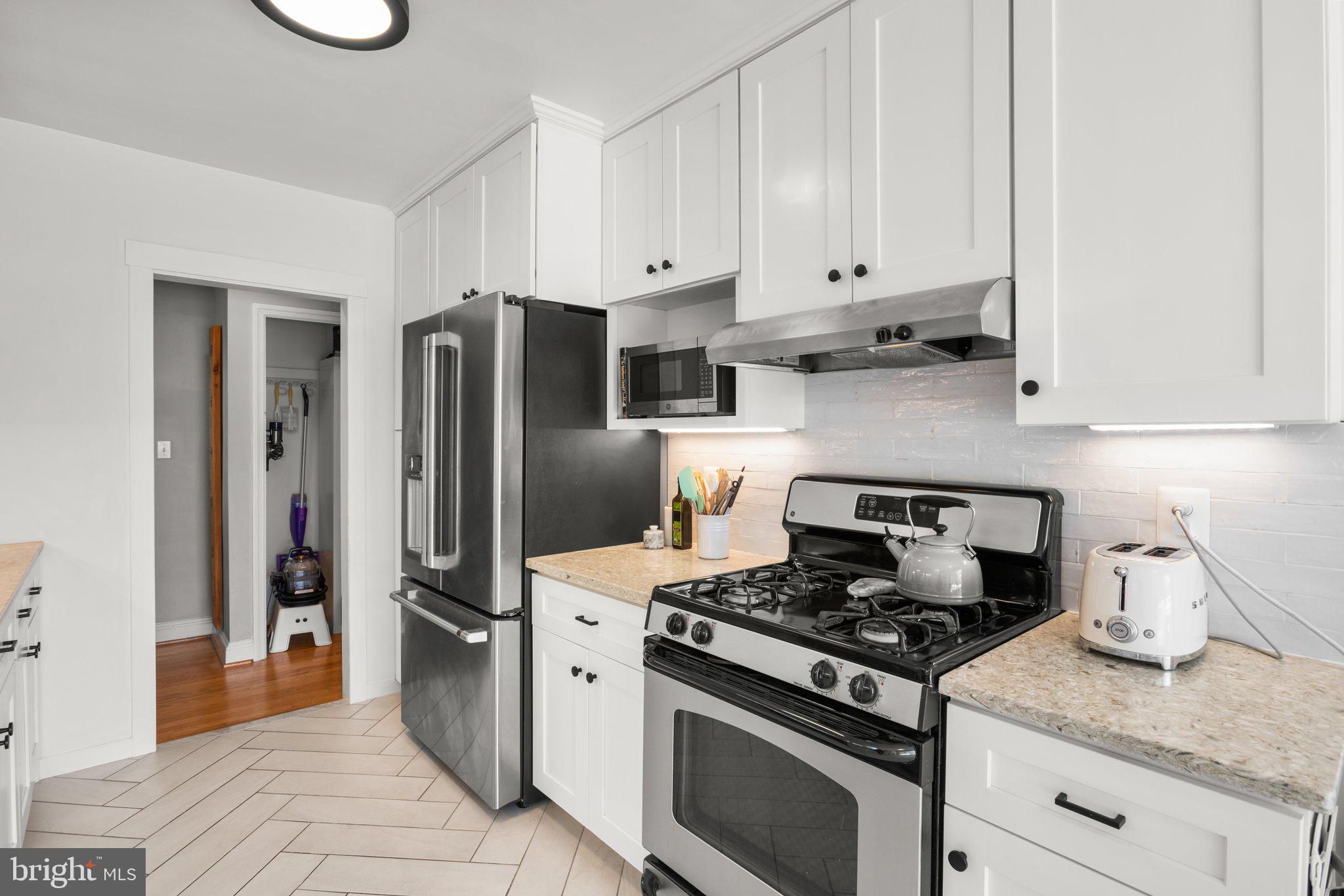 LAKE FALLS - Residential