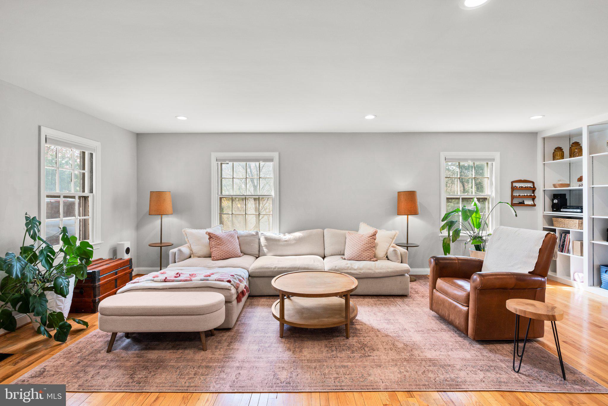 LAKE FALLS - Residential