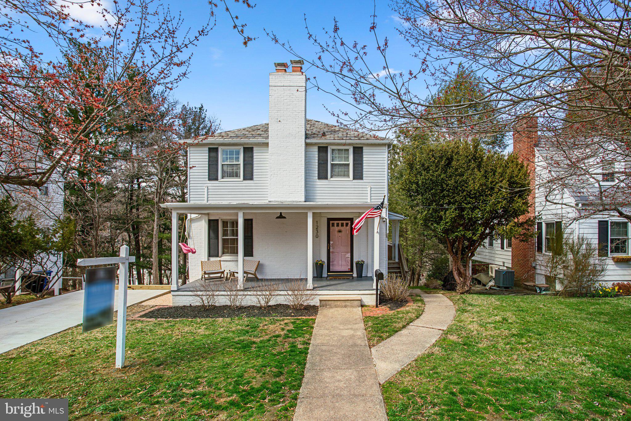 LAKE FALLS - Residential