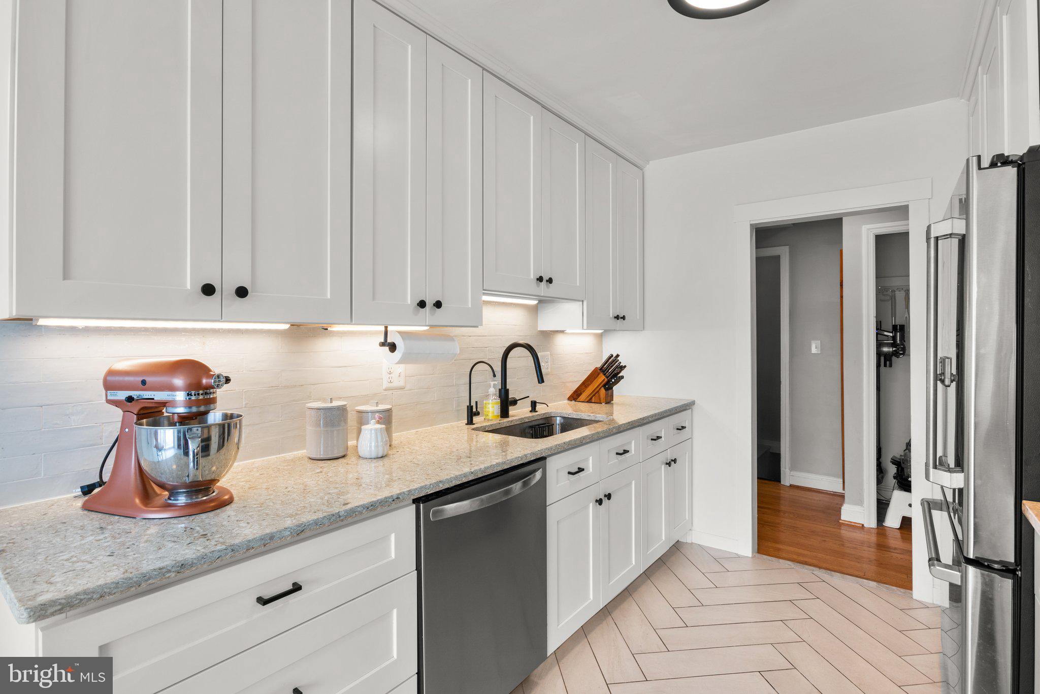 LAKE FALLS - Residential