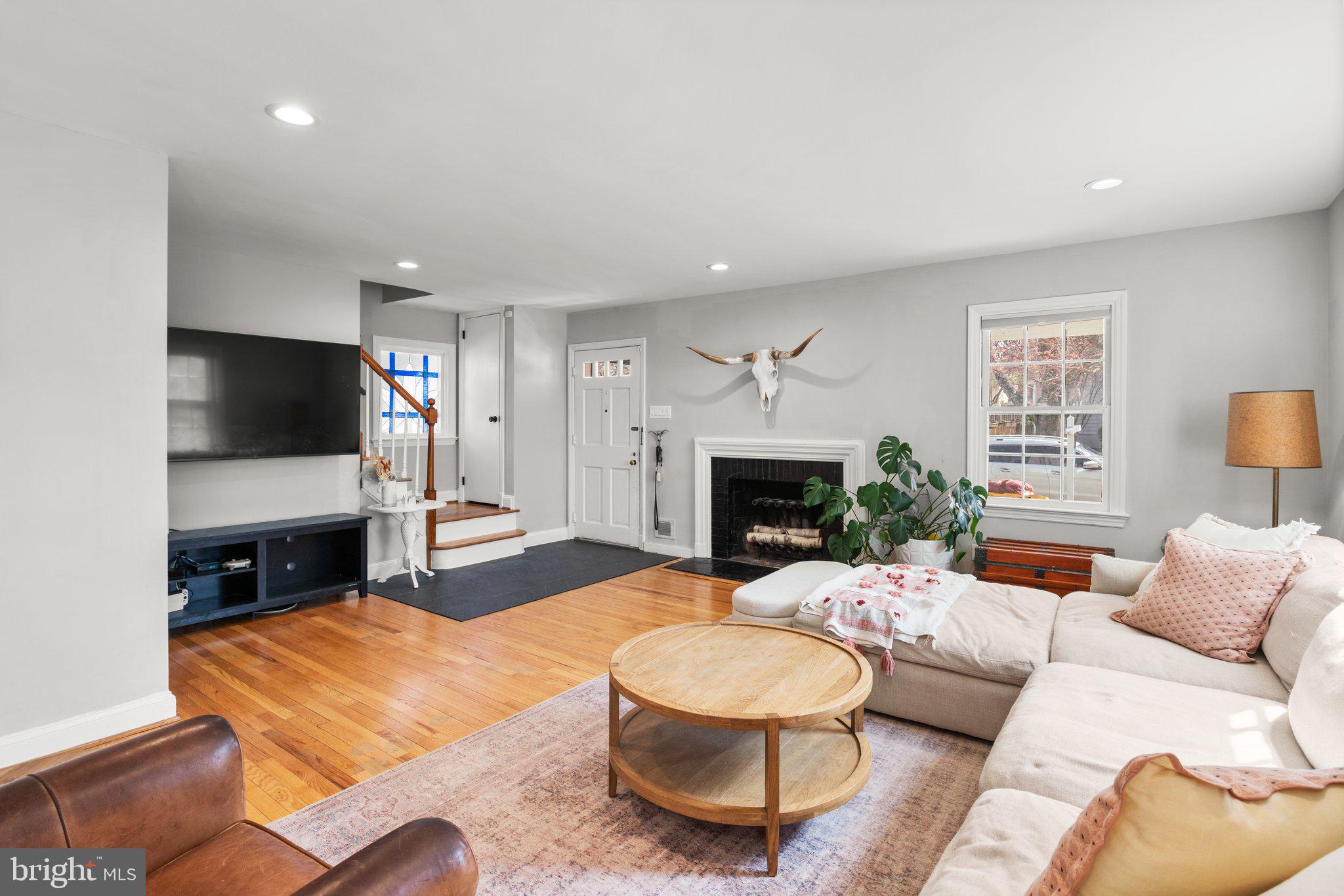 LAKE FALLS - Residential