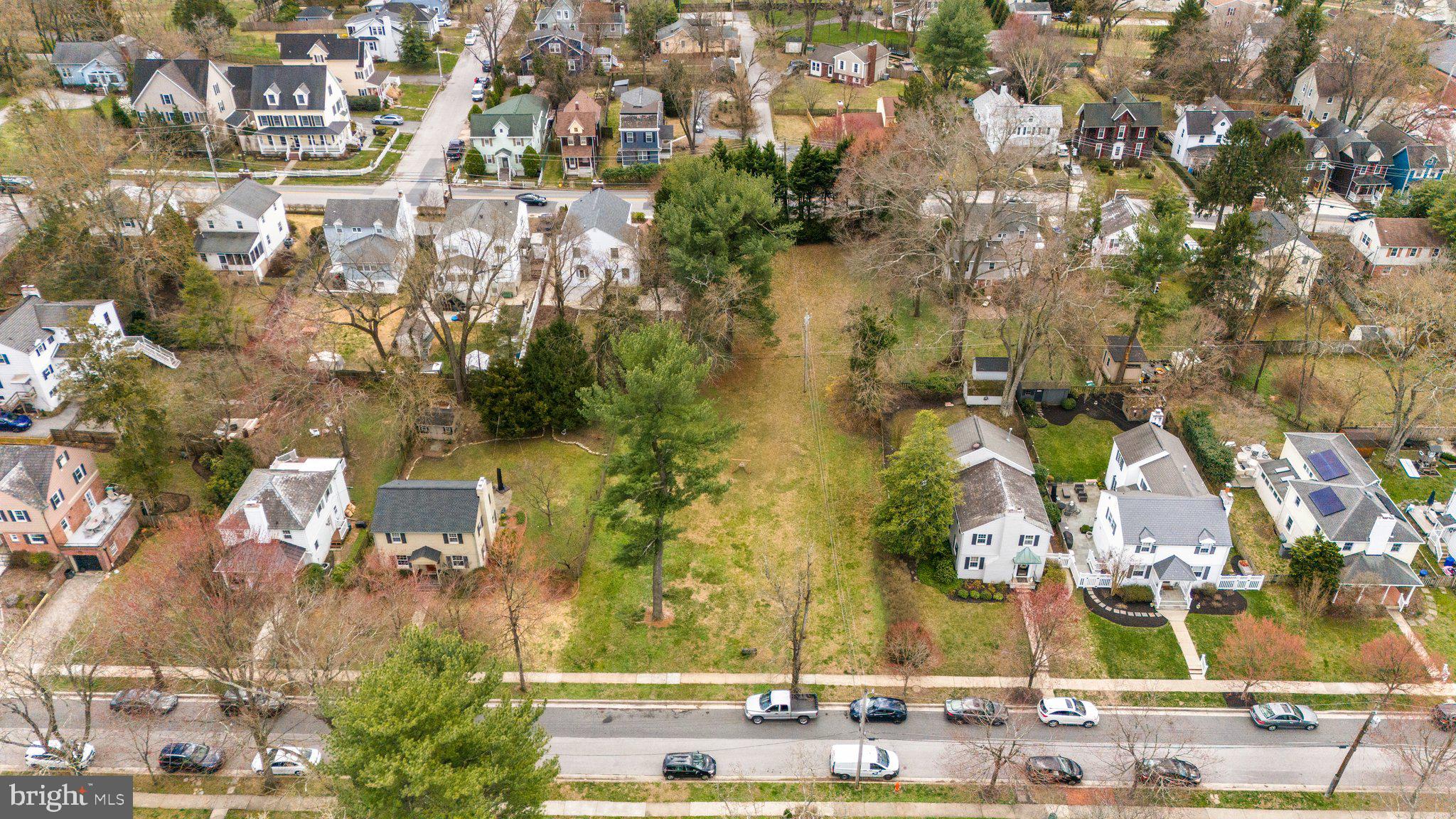 LAKE FALLS - Residential