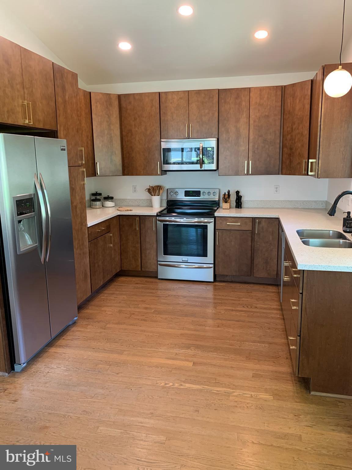 TOWN CREEK - Residential