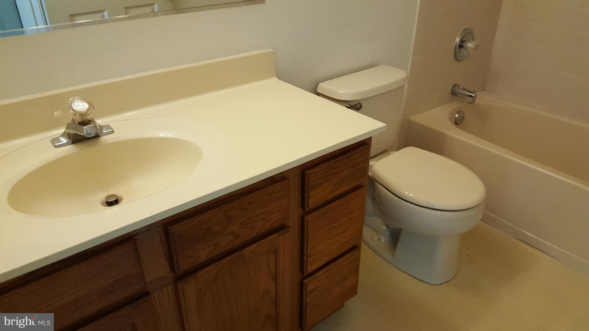 MARLTON TOWN CENTER - Residential Lease