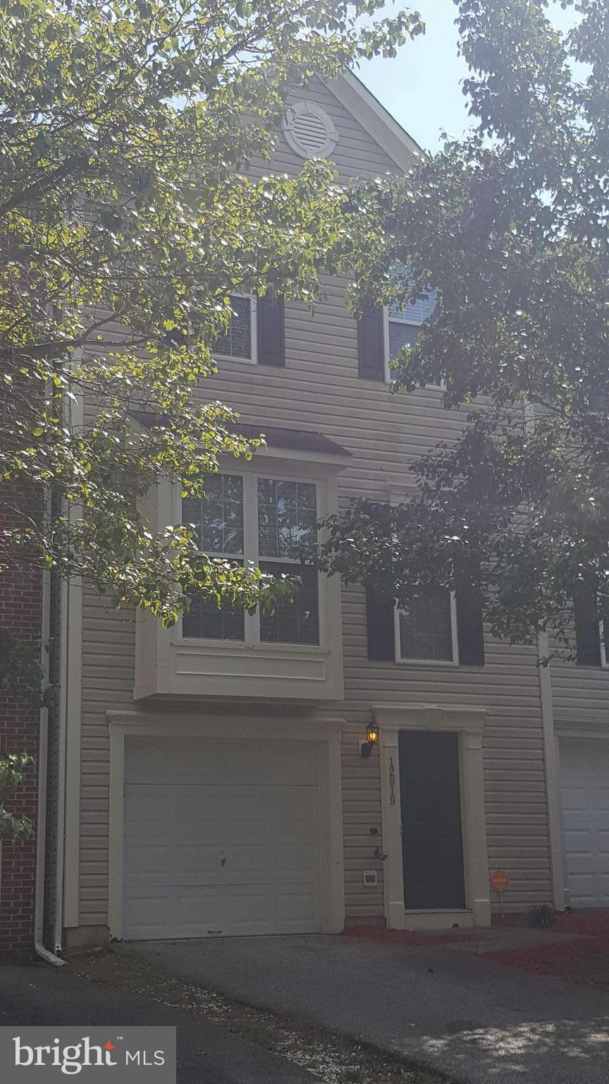 MARLTON TOWN CENTER - Residential Lease