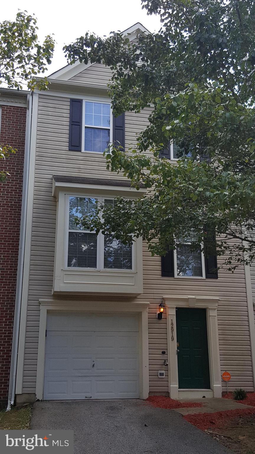 MARLTON TOWN CENTER - Residential Lease