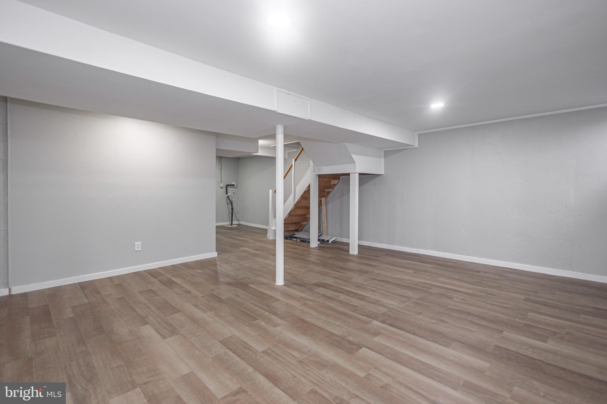 MANOR VIEW - Residential