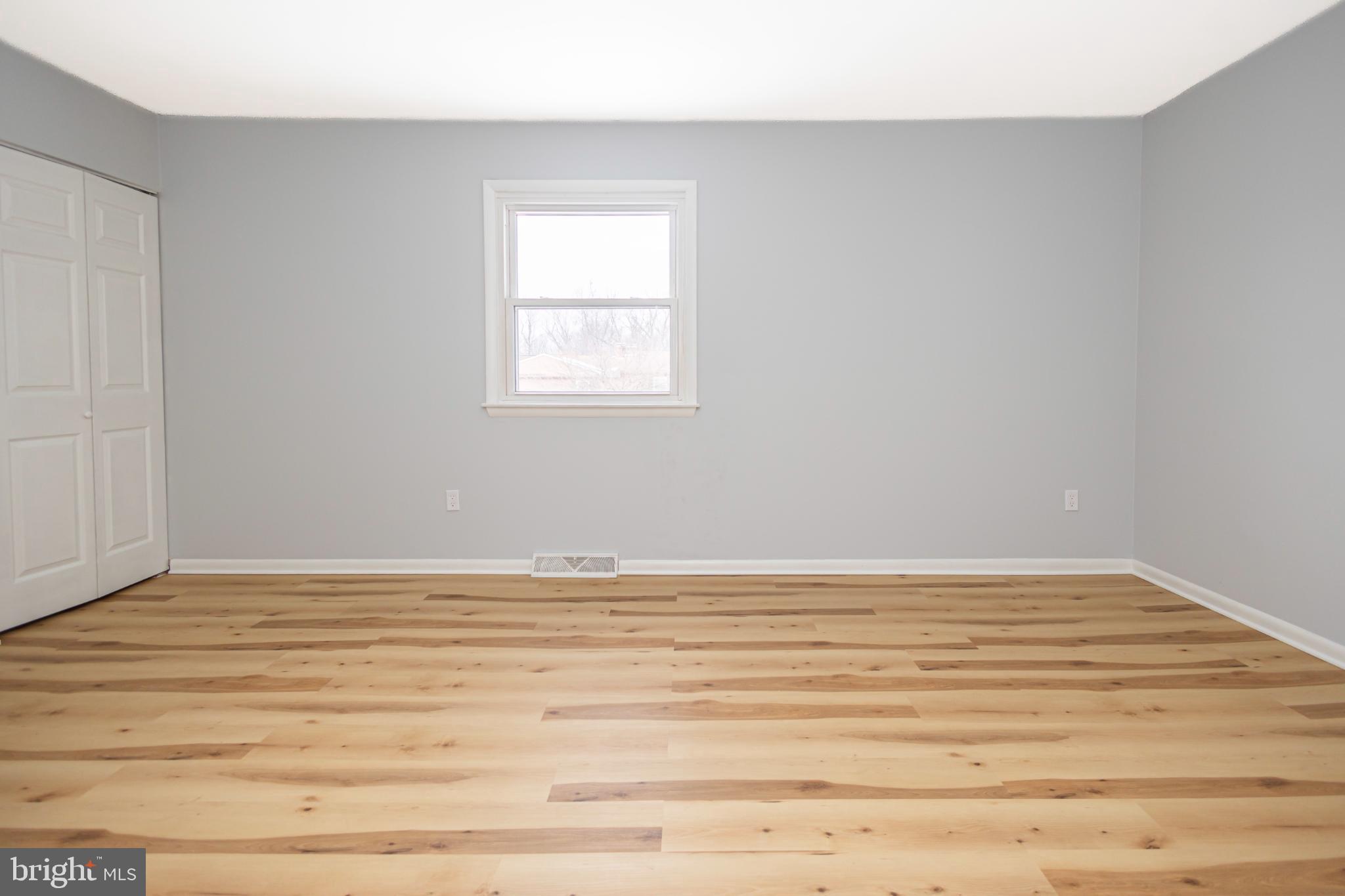 MANOR VIEW - Residential