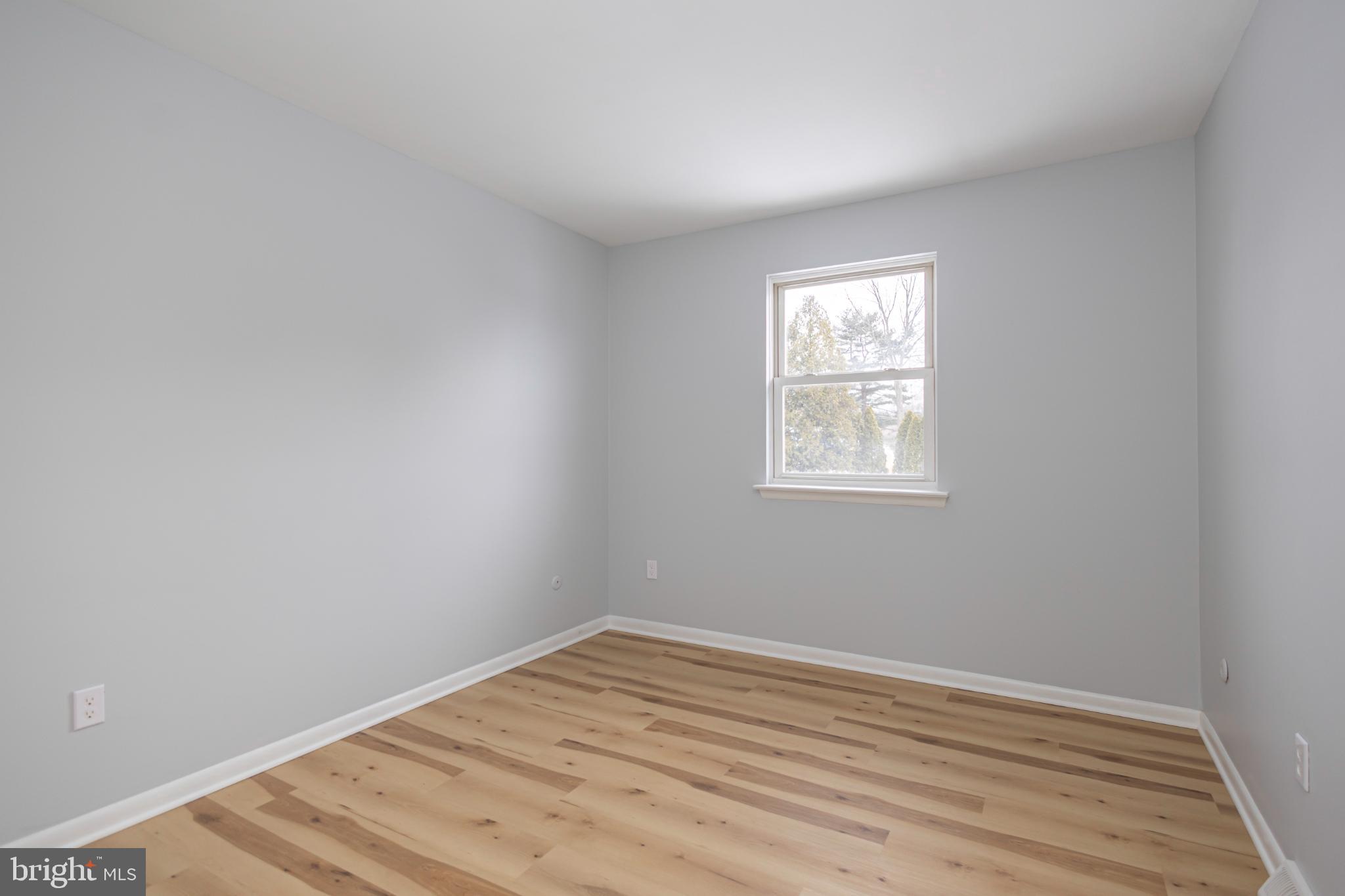 MANOR VIEW - Residential