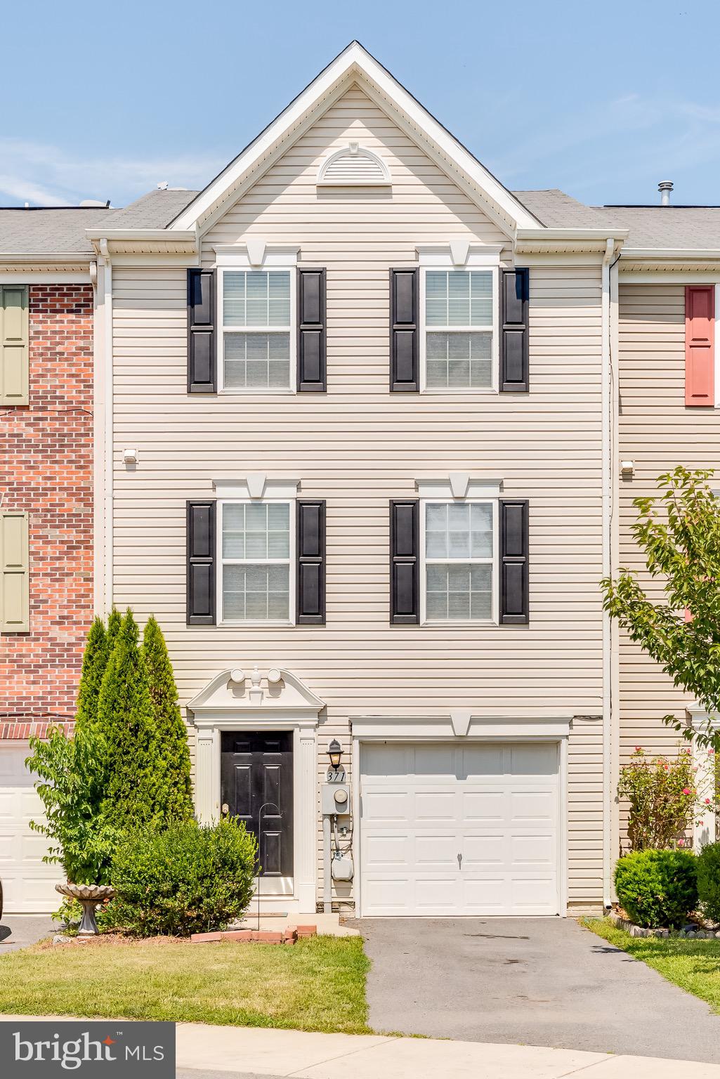 Come see this spacious turn-key ready townhouse now available! This remarkable home features 3 bedrooms, 2.5 baths, hardwood floors, a kitchen island, pantry, recessed lighting, dual vanities. walk in closet, fresh paint and more! Home also has plenty of space to grow with an unfinished bonus room on the lower level. Schedule your showing now and welcome home!