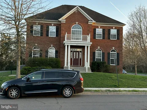 41811 Bristow Manor Drive, Ashburn, VA MLS: VALO2094754