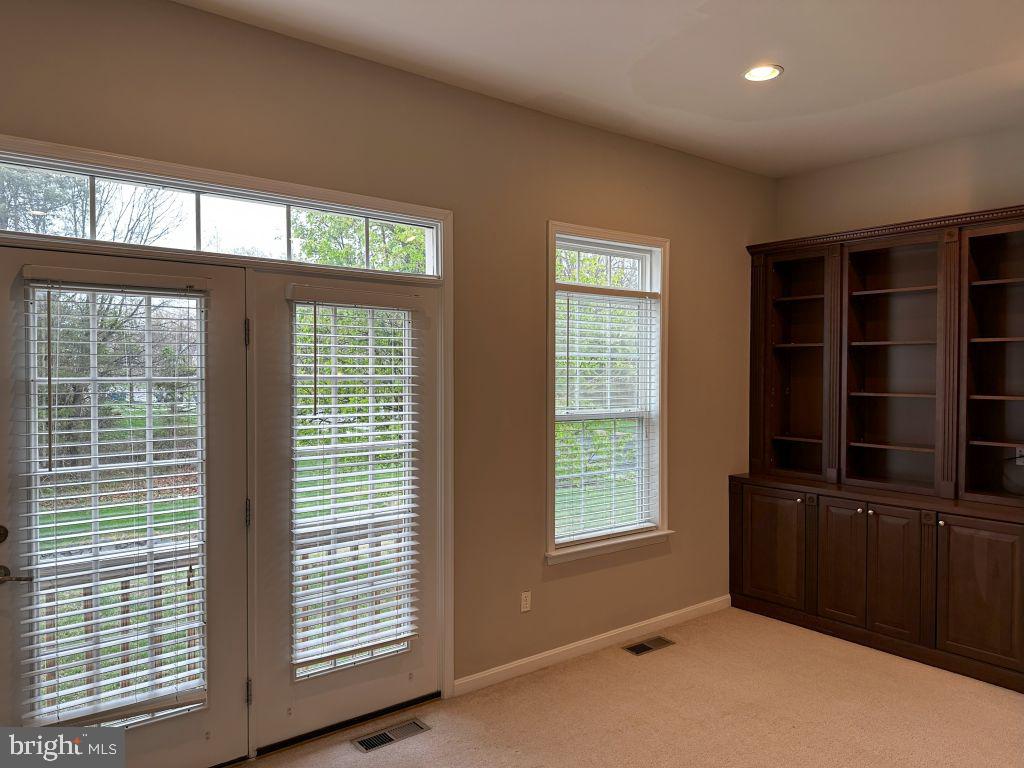 EVERGREEN VILLAGE - Residential Lease