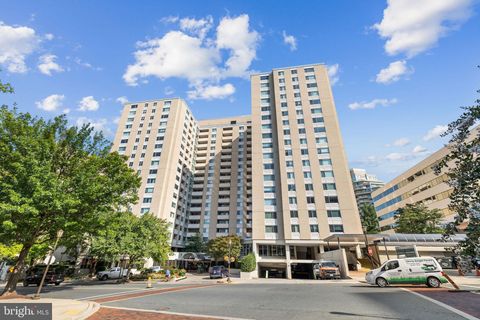 Photo of 4601 N Park Avenue #405, Chevy Chase, MD 20815 (MLS # MDMC2144368)