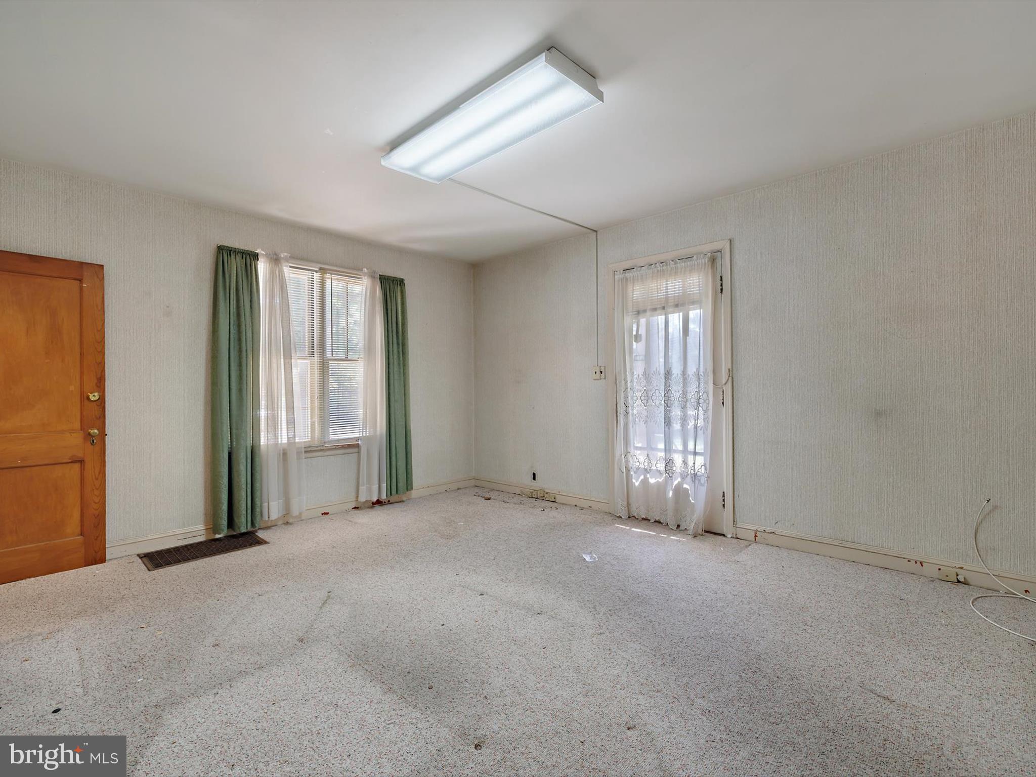 PRINCESS GARDENS - Residential