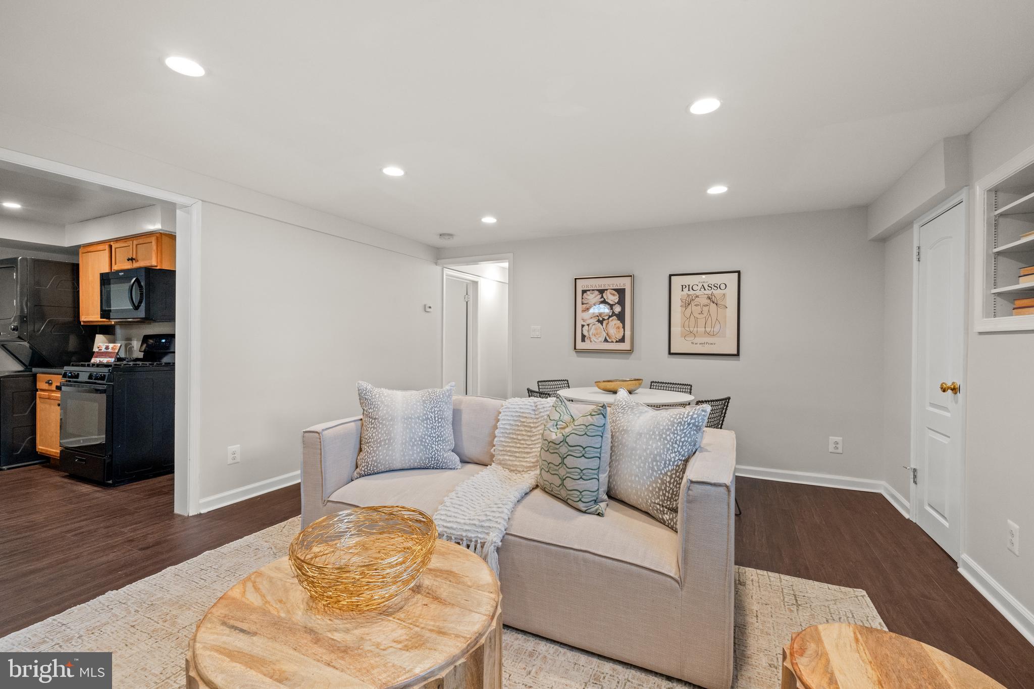 DEL RAY - Residential