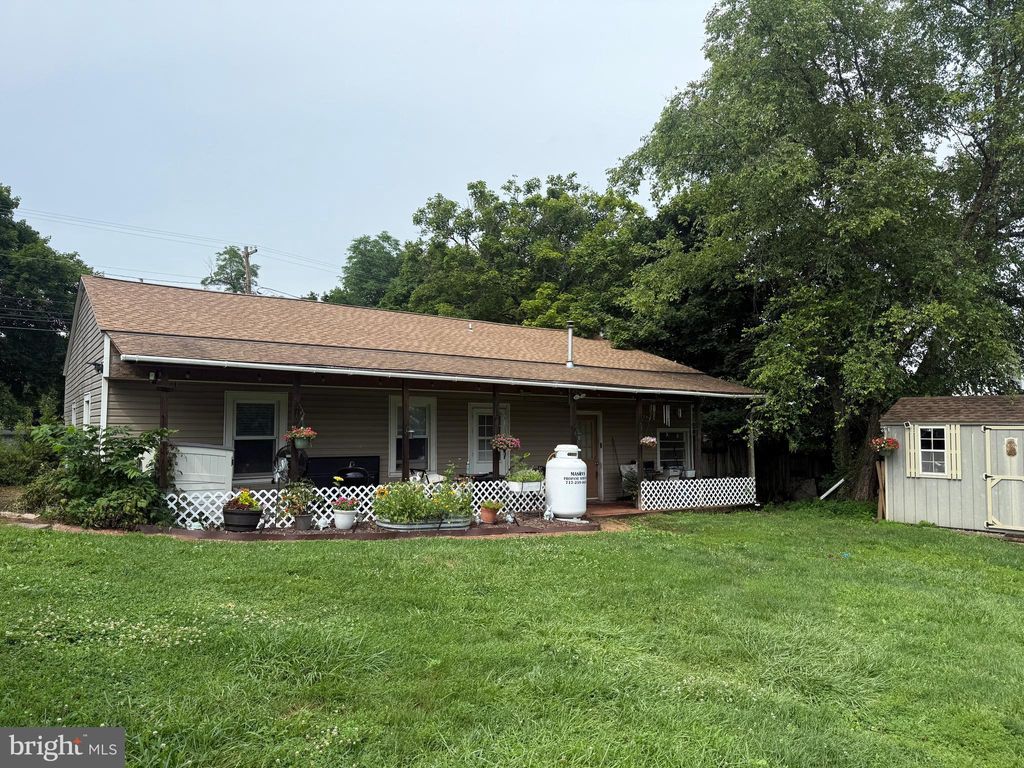 Photo of 5404 Harmony Grove Road, DOVER, PA 17315 (MLS # PAYK2086190)