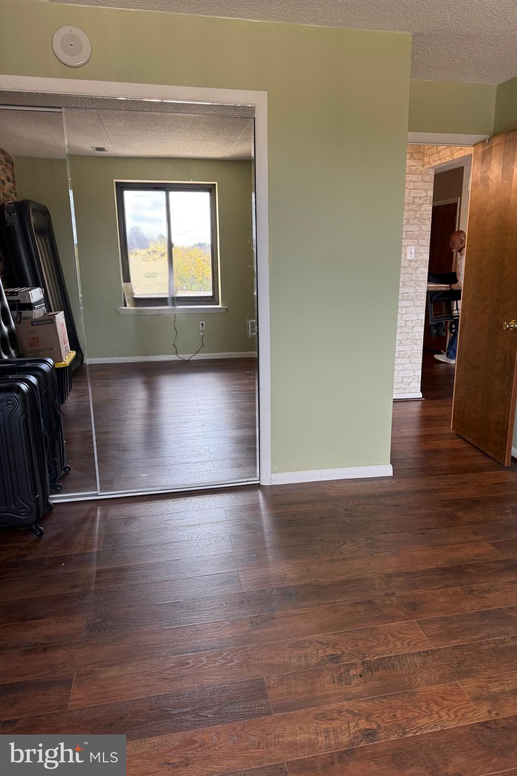 VALLEY FORGE TOWER - Residential Lease