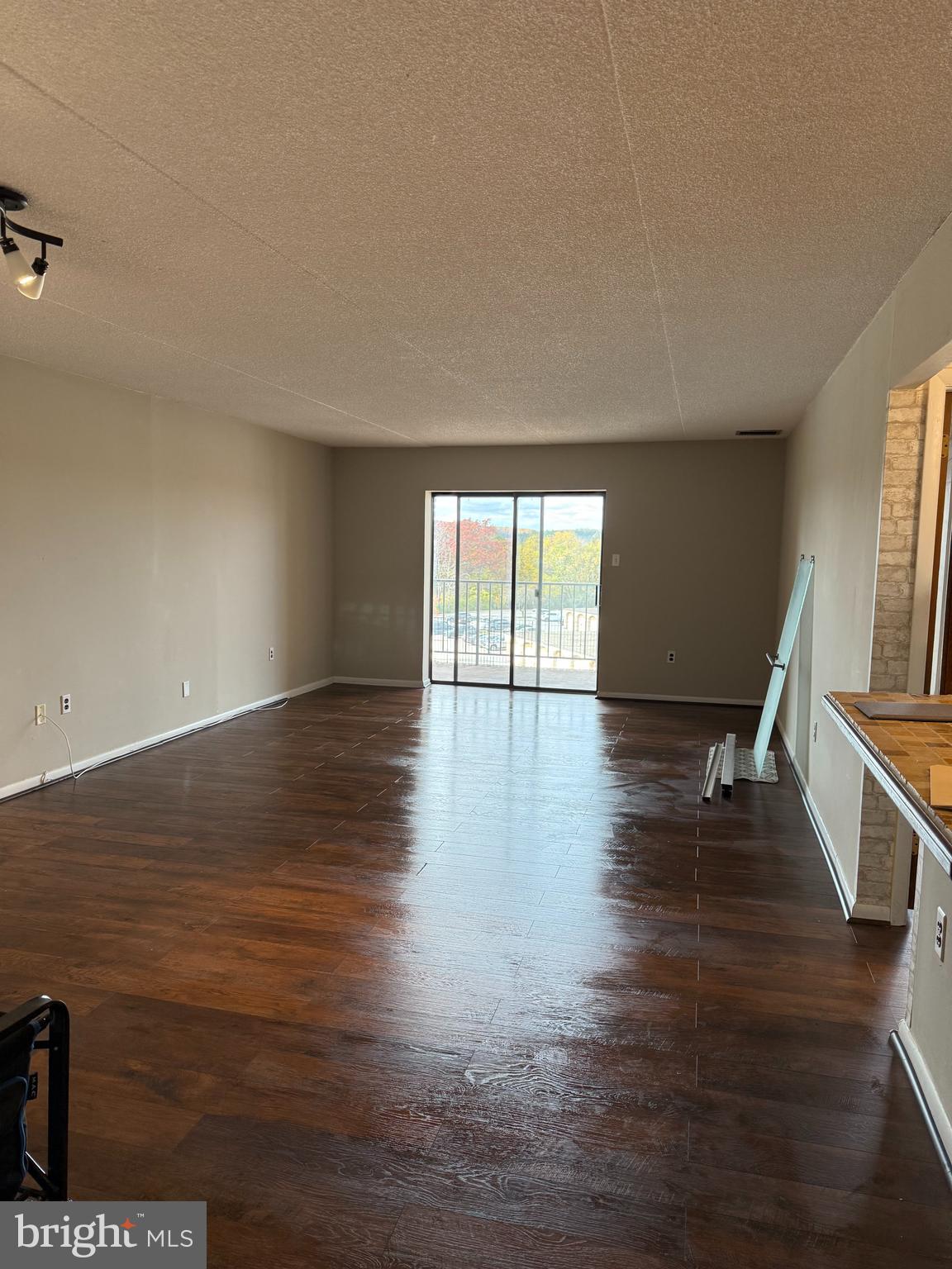 VALLEY FORGE TOWER - Residential Lease