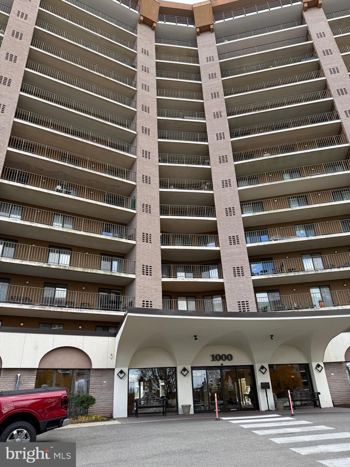 VALLEY FORGE TOWER - Residential Lease