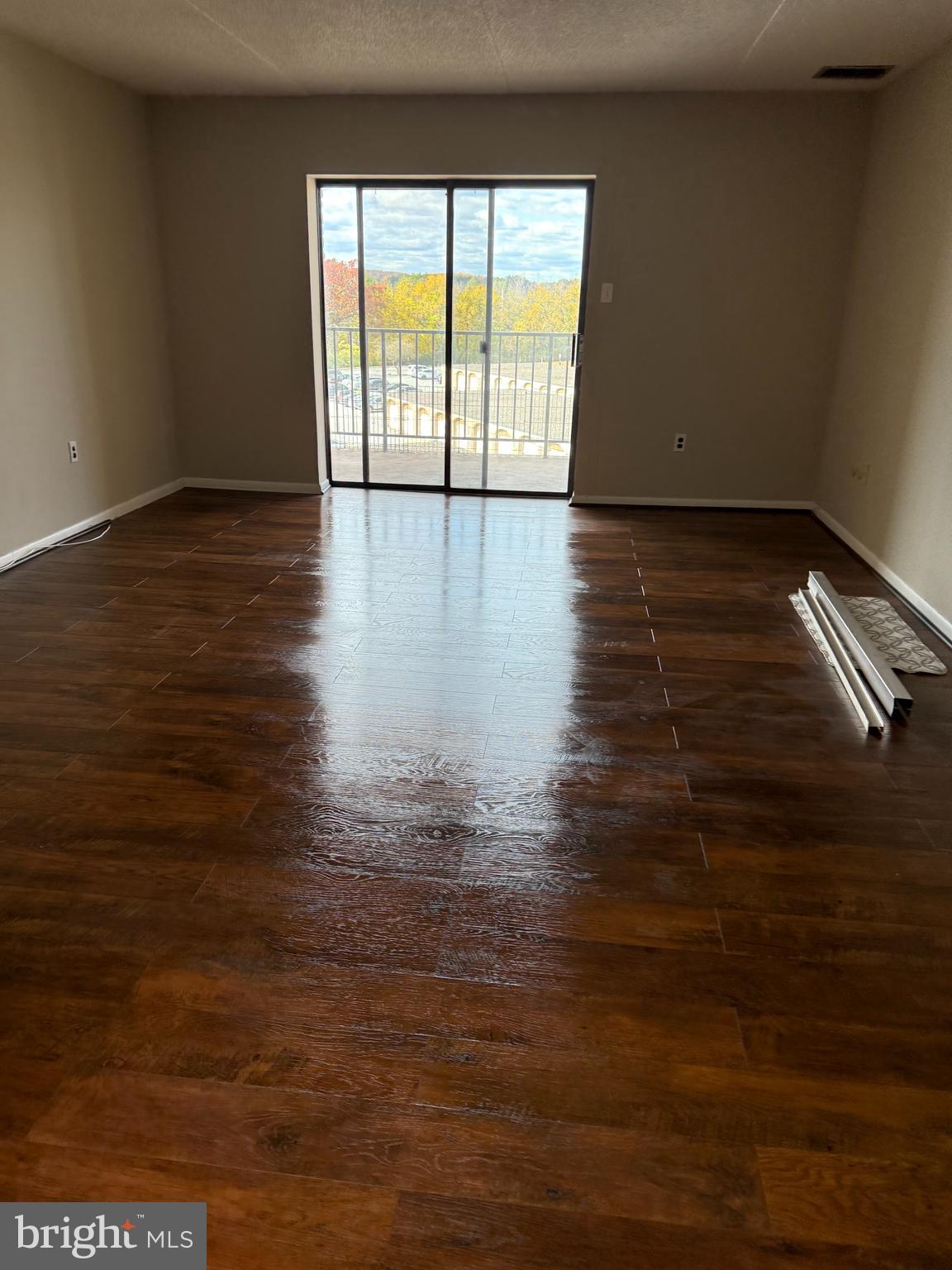 VALLEY FORGE TOWER - Residential Lease