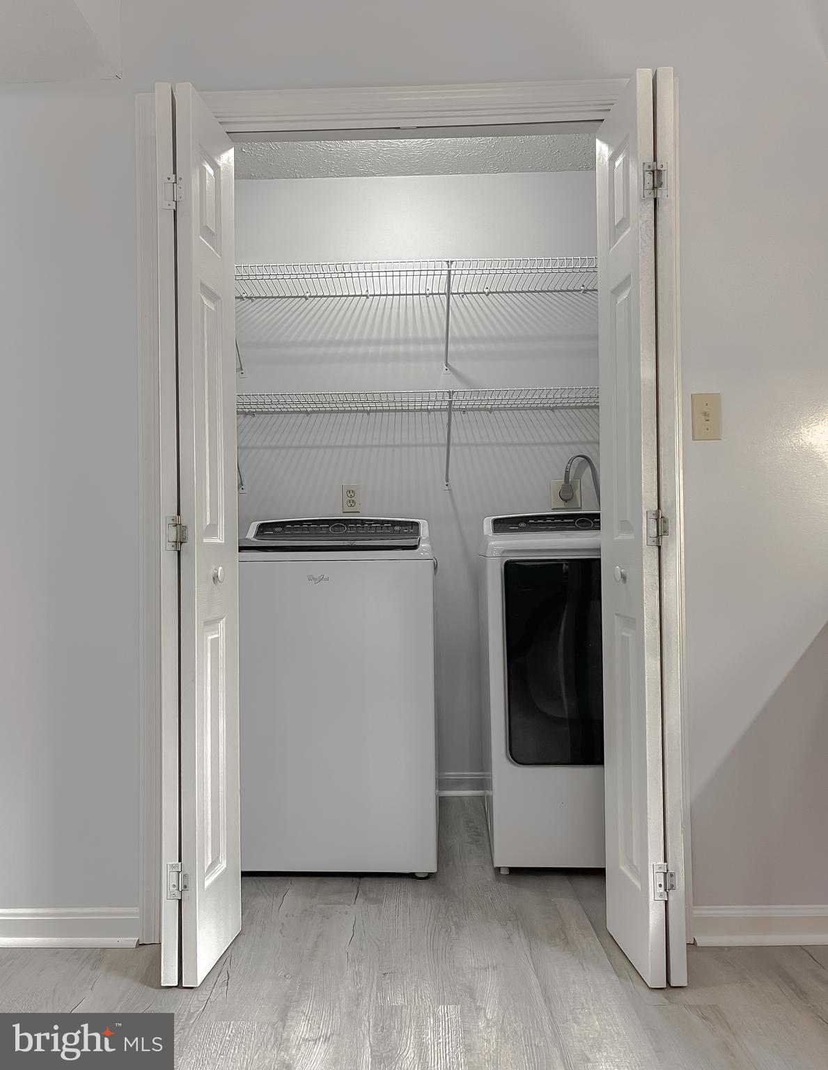 WHITE SANDS - Residential