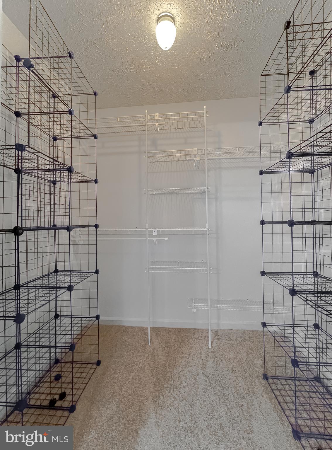 WHITE SANDS - Residential