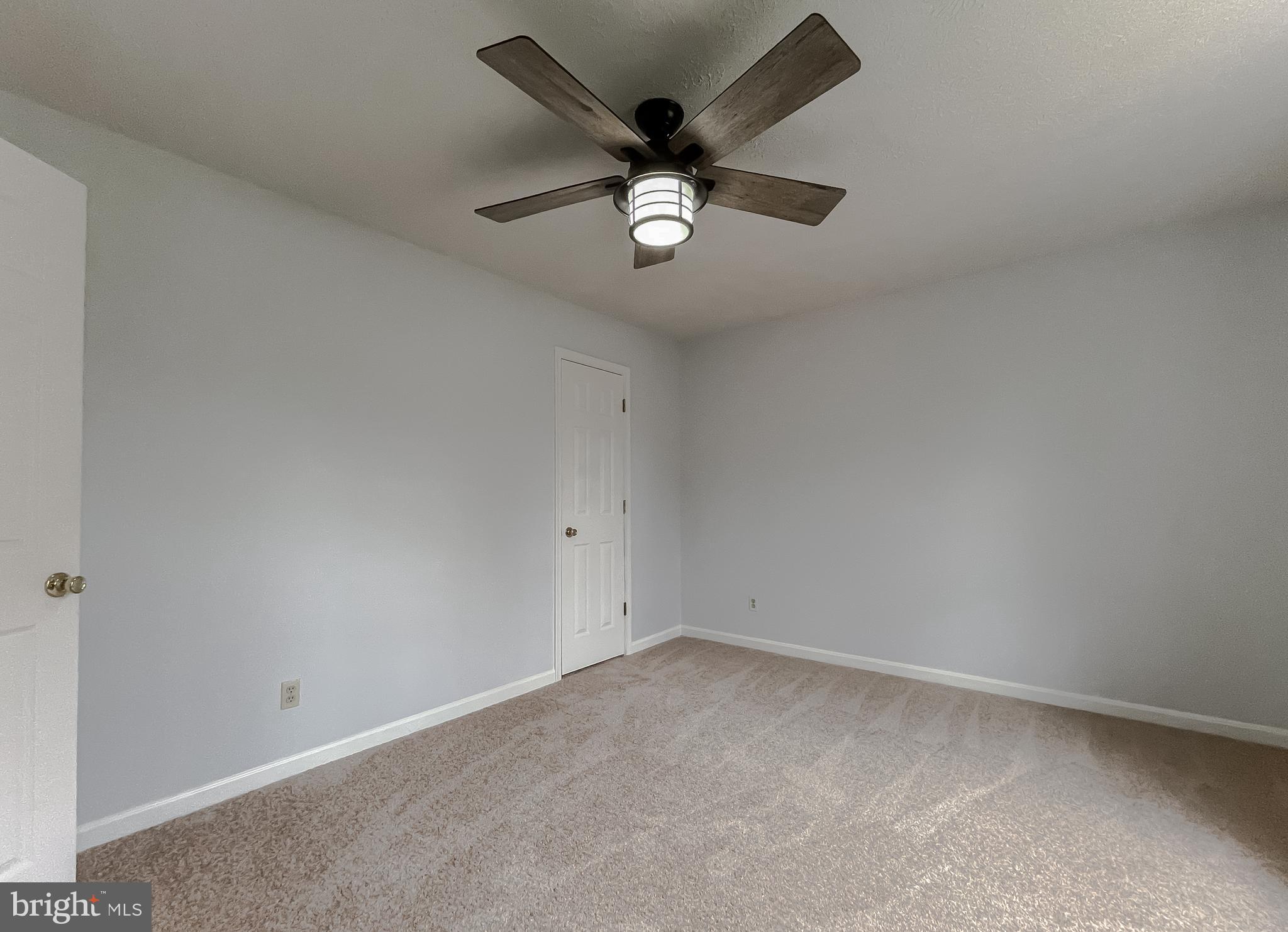 WHITE SANDS - Residential