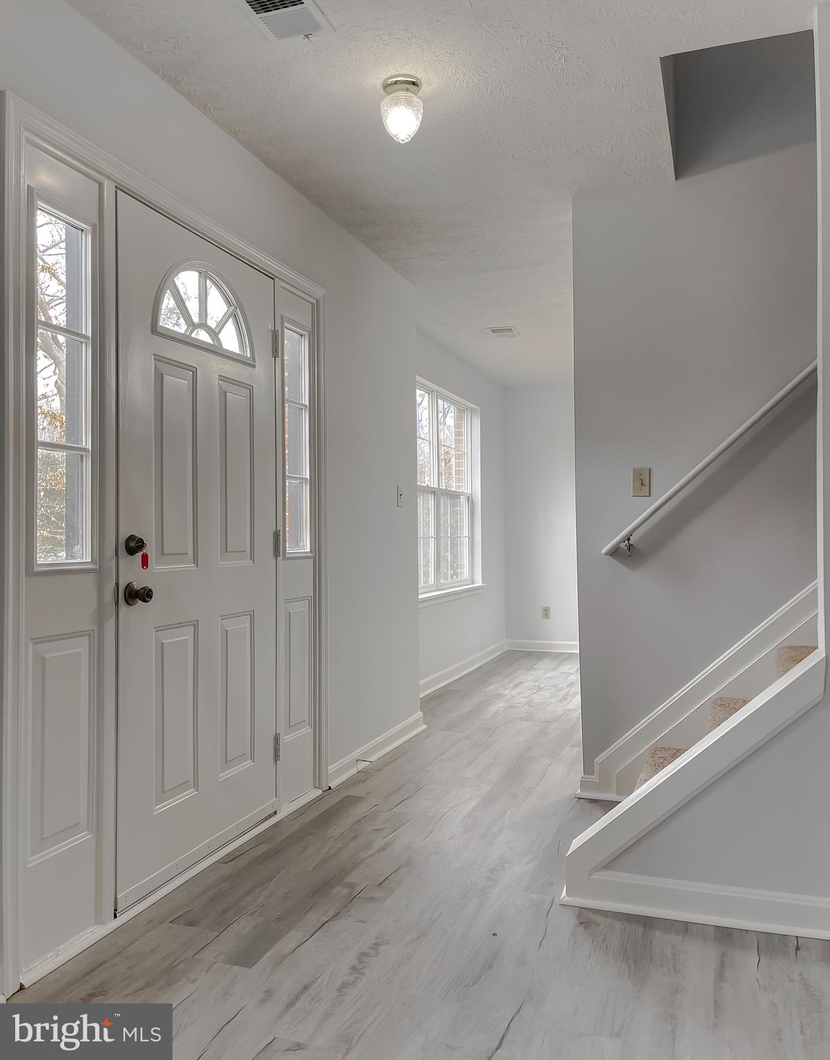 WHITE SANDS - Residential